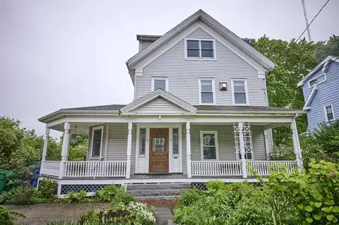 16-18 Indiana Ter, Newton, MA 02464
