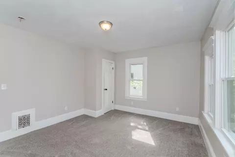 Bedroom - 33-35 Claremont St, Springfield, MA 01108 photo 5 of 9