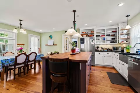257 Central, Acton, MA 01720 photo 4