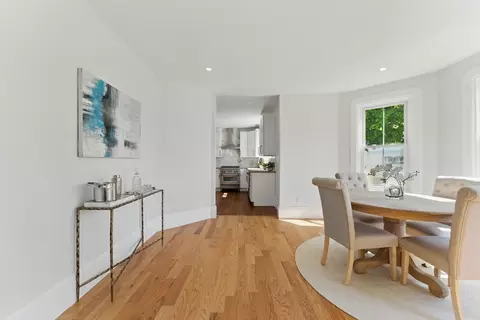 80 Shirley St, Winthrop, MA 02152