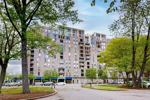 33 Pond Ave #PH1207, Brookline, MA 02445