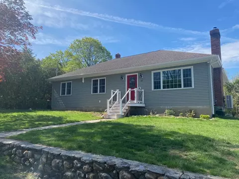 21 Dike Dr, Clinton, MA 01510