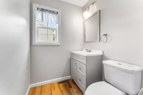 1554 Bay St, Springfield, MA 01109 photo 11