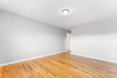 1554 Bay St, Springfield, MA 01109 photo 14