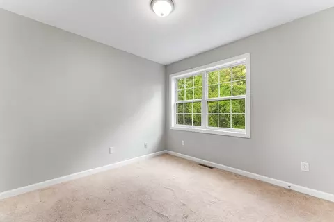 1554 Bay St, Springfield, MA 01109 photo 17