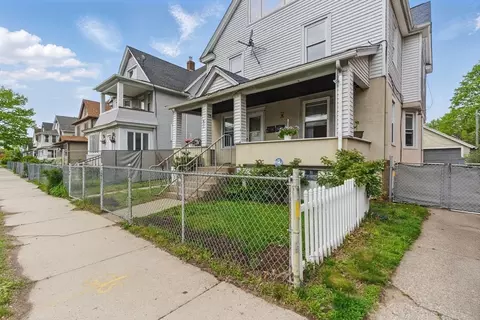 416 Orange St, Springfield, MA 01108