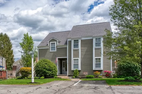 141 Shaw Farm Rd #141, Canton, MA 02021