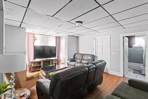 916-922 Rodman St, Fall River, MA 02721 photo 8