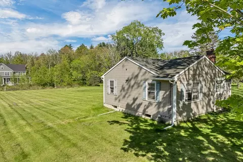 367 Main St, Hampstead, NH 03841 photo 17
