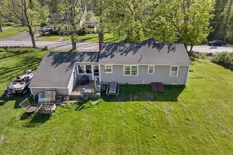 367 Main St, Hampstead, NH 03841 photo 4