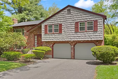 7 Lowry, Framingham, MA 01701