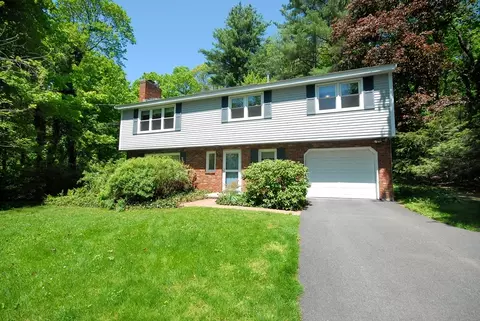 14 Sudbury Rd, Stow, MA 01775
