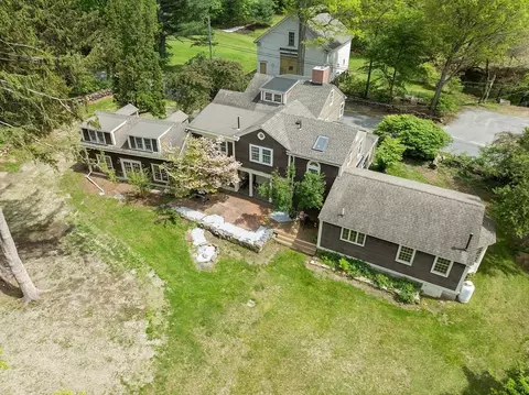 87 Old Littleton Rd, Harvard, MA 01451