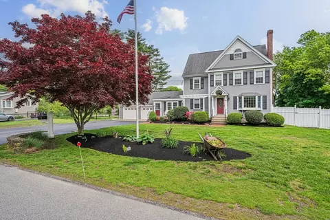 57 Century Rd, Weymouth, MA 02190