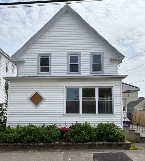 120 Belleville Rd, New Bedford, MA 02745