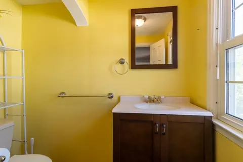 40 Fenimore Blvd, Springfield, MA 01108 photo 10