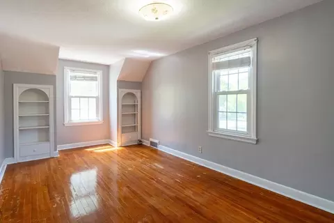 40 Fenimore Blvd, Springfield, MA 01108 photo 16