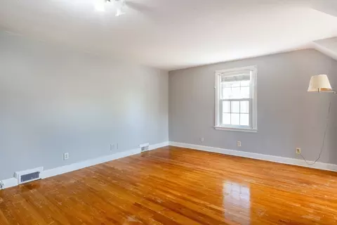 40 Fenimore Blvd, Springfield, MA 01108 photo 23