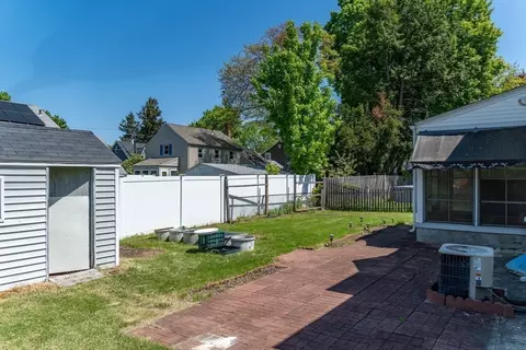 40 Fenimore Blvd, Springfield, MA 01108 photo 36