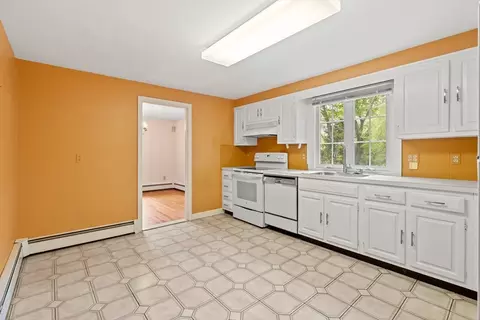 56 Trask St, Beverly, MA 01915 photo 9