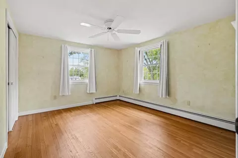 56 Trask St, Beverly, MA 01915 photo 17