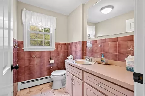 56 Trask St, Beverly, MA 01915 photo 25
