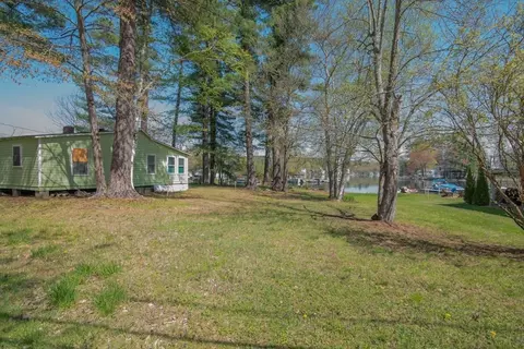 6 8 Cross St, Windham, NH 03087 photo 3