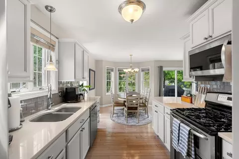 100 Beauview, Nashua, NH 03064