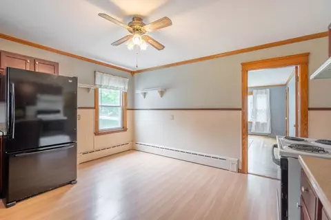 7 Prospect Ave, Dudley, MA 01571 photo 9
