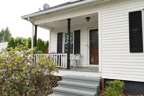 Exterior - 896 Berkshire Ave, Springfield, MA 01151 photo 3 of 6