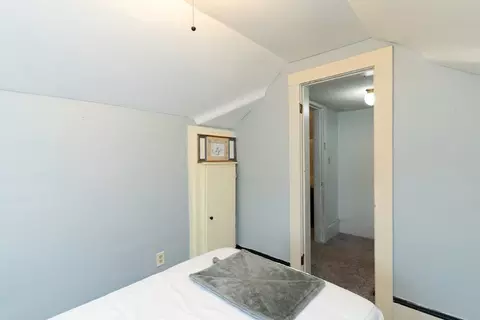 Bedroom - 896 Berkshire Ave, Springfield, MA 01151 photo 6 of 7