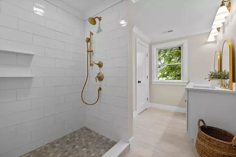 17 Melrose Ave, Needham, MA 02492 photo 17
