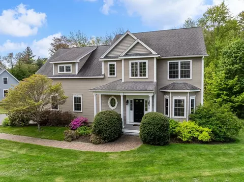 23 Crimson Dr, Shrewsbury, MA 01545