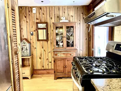 40 Castle Ave, Fairhaven, MA 02719 photo 18