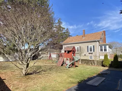 40 Castle Ave, Fairhaven, MA 02719 photo 6