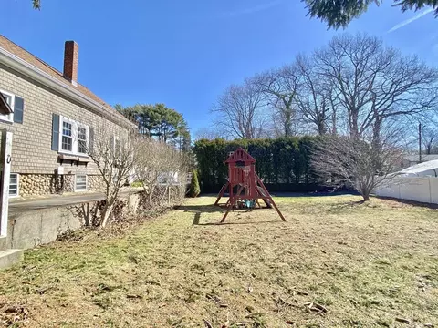 40 Castle Ave, Fairhaven, MA 02719 photo 7