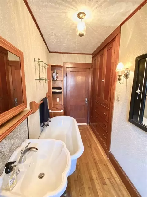 40 Castle Ave, Fairhaven, MA 02719 photo 14