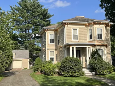 218 Melrose St, Auburndale, MA 02466