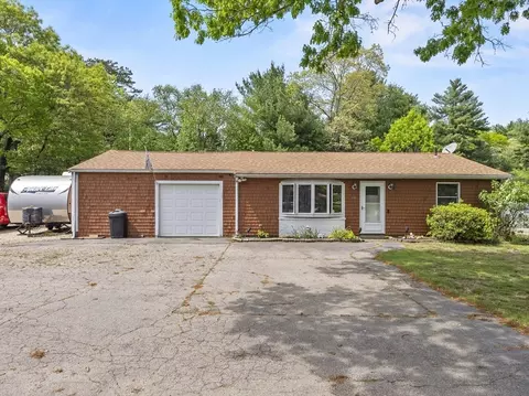 29 Anderson Ave, Middleboro, MA 02346