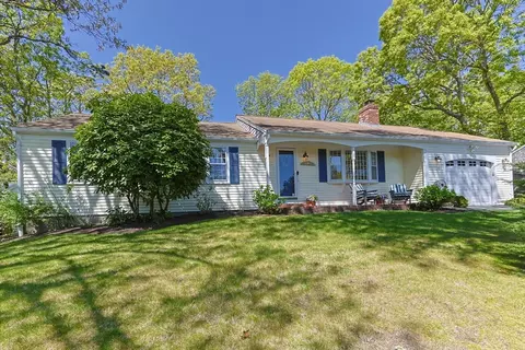 54 Mcnamara Ave, Yarmouth, MA 02673