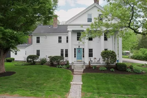 44 North St, Grafton, MA 01519