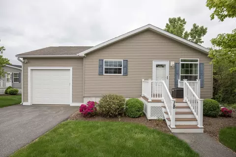 18 Skyview Dr, Brockton, MA 02301