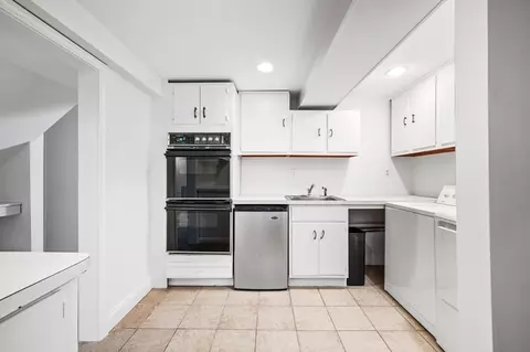 16 May St, Marblehead, MA 01945 photo 30