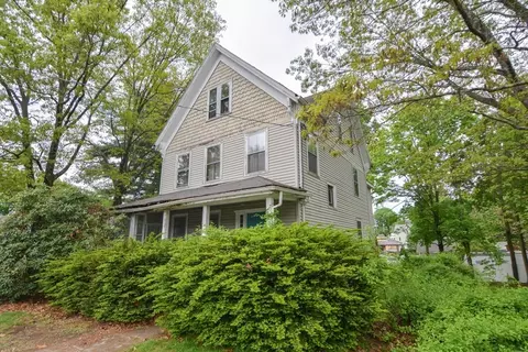 46 Lake St, Hudson, MA 01749