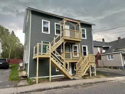 29 Aspen St, Ware, MA 01082