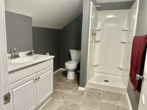 Bath - 29 Aspen St, Ware, MA 01082 photo 3 of 5