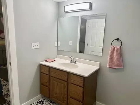 Bath - 29 Aspen St, Ware, MA 01082 photo 1 of 5