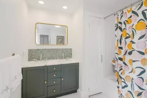 22 High St, Hingham, MA 02043 photo 11