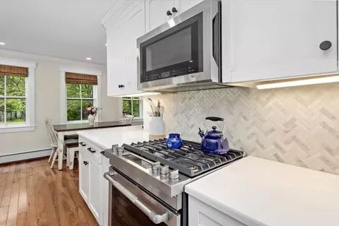 22 High St, Hingham, MA 02043 photo 9