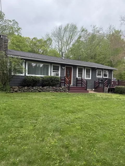 120 Five Bridge Rd, Brimfield, MA 01010